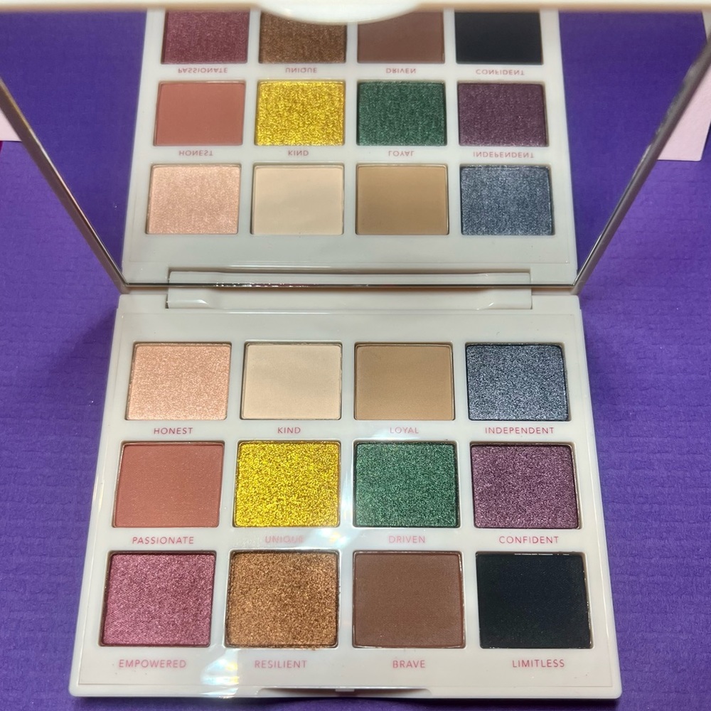 Persona Cosmetics, Identity Two Palette. 12 shades. NEW